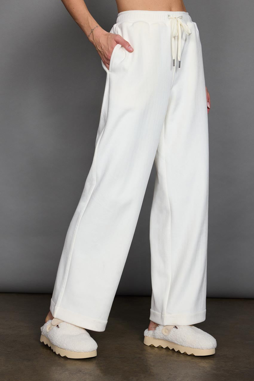 Accord Mid Rise Wide Leg Pant 31"