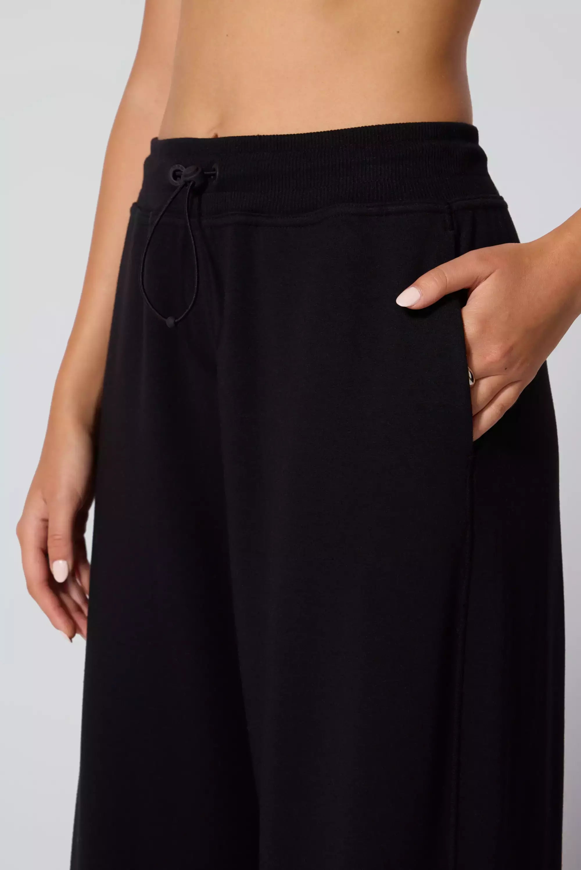 Pantalón de pierna ancha de serenidad - negro