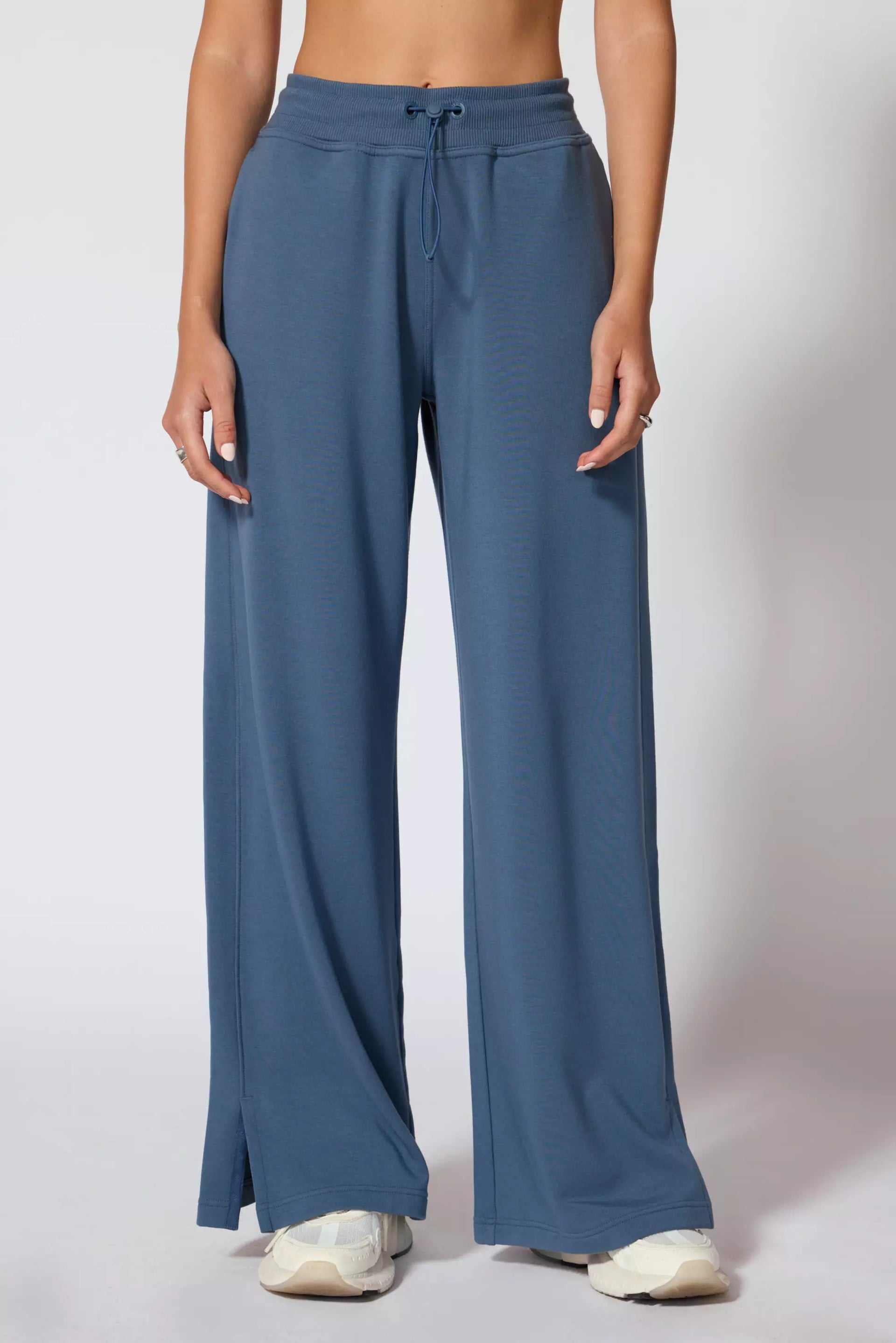 【SCENERITY】Letter Wide Pants Serenity Wide Leg Pant - Black | MPG Sport