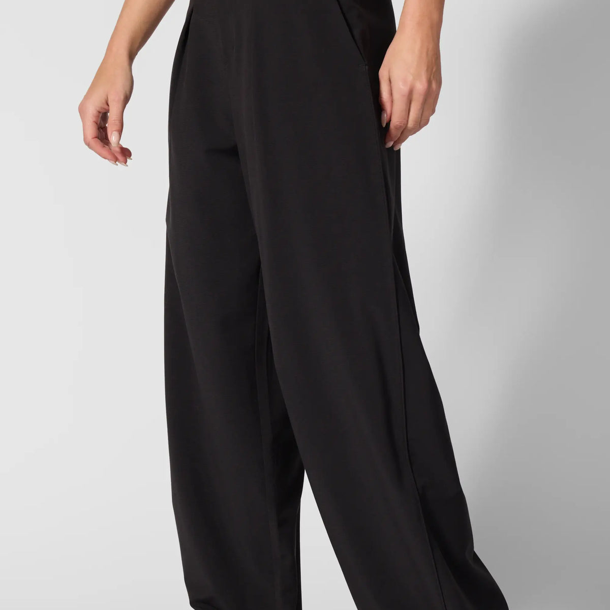 Rove High-Rise Wide Leg Pant - Black | MPG Sport
