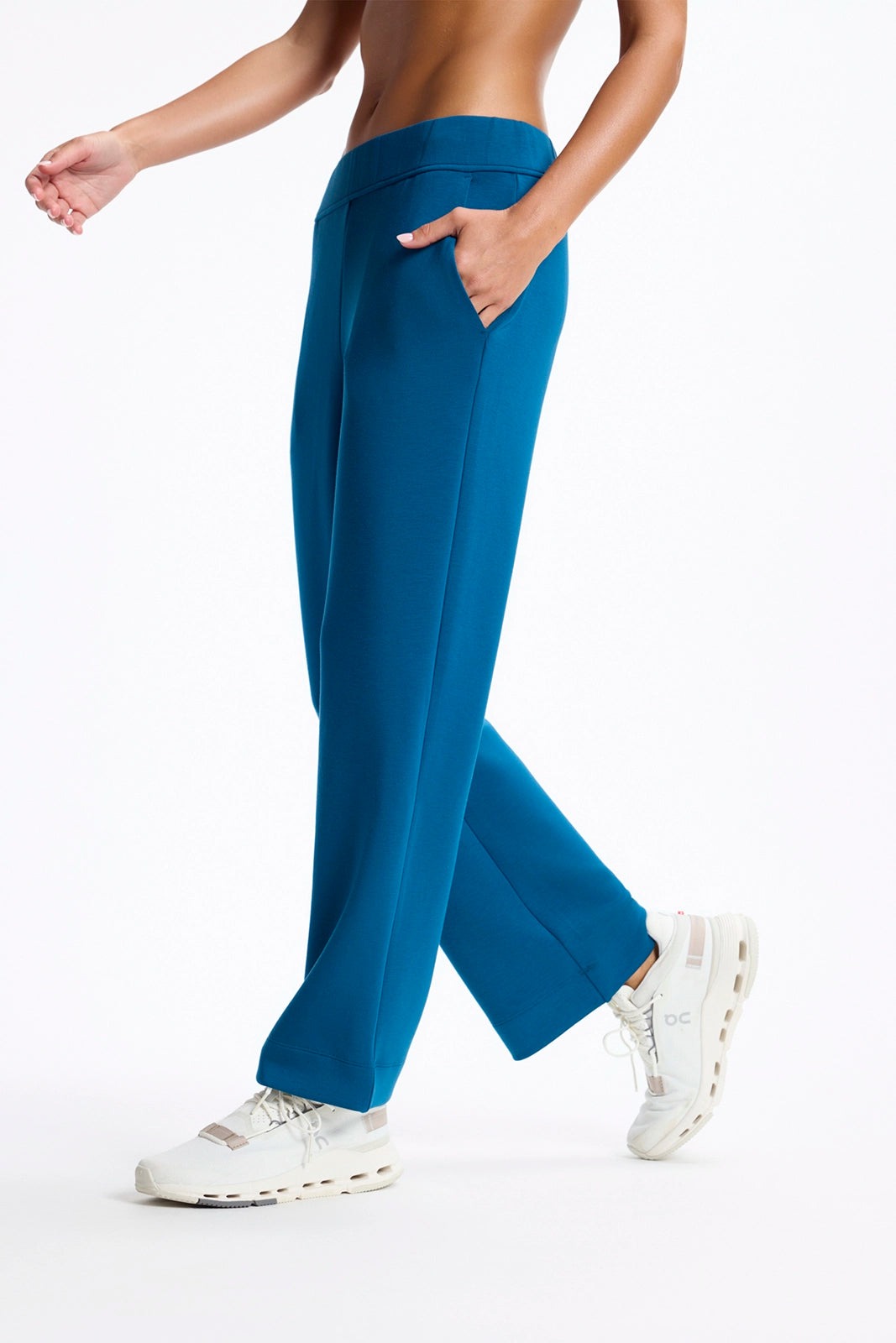 For general description, go to 'Main Product Description' region - Dreamweave™ Relaxed Pant - Sailor Blue