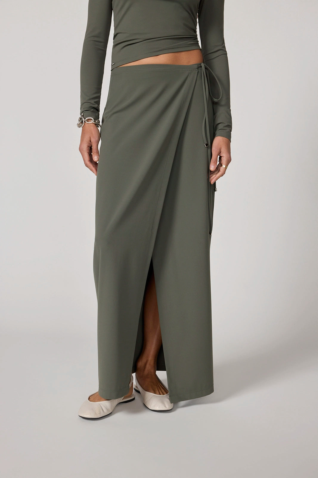 Cloud Fitted Wrap Skirt - Kambaba