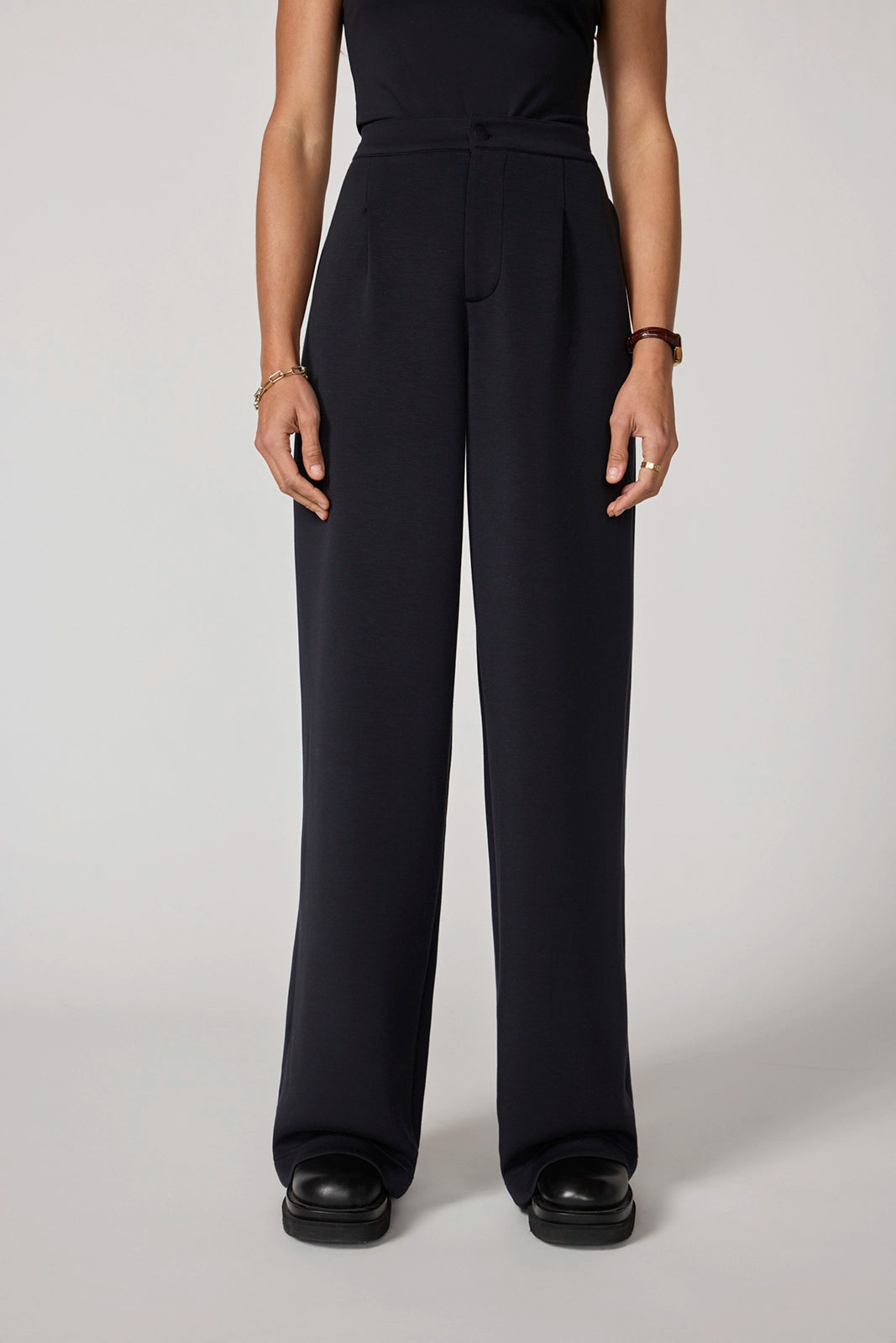 Dreamweave™ Pleated Pant - Black