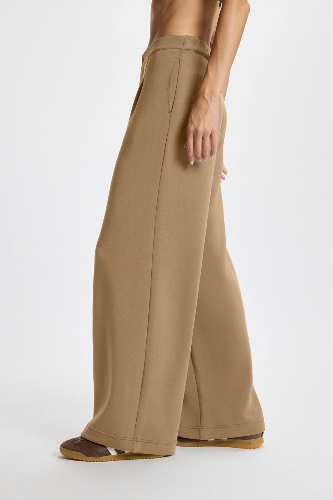 Dreamweave™ Pleated Trouser - Caribou