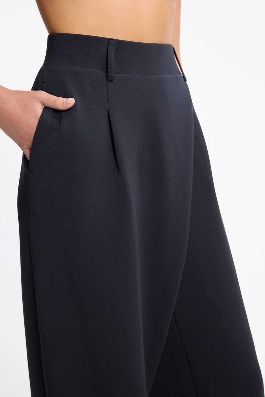 Dreamweave™ Asymmetrical Pant - Black