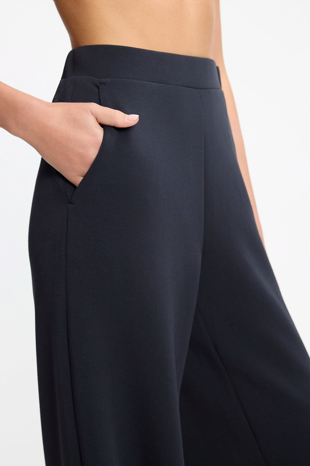 Dreamweave™ Wide Leg Pant - Black
