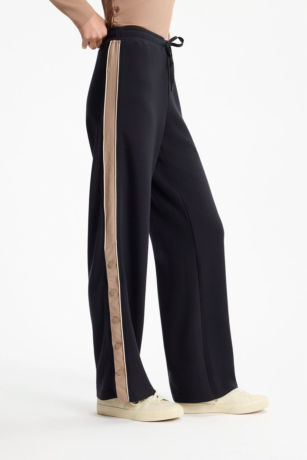Performance Track Pant with Snaps - Black/Brownie
