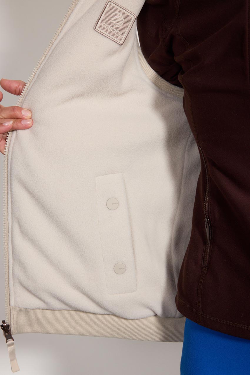 Integrate Reversible Puffer and Fleece Vest