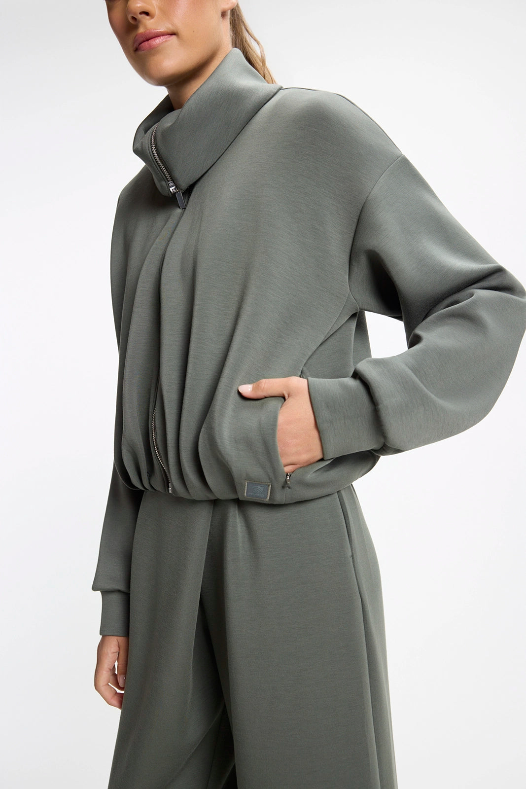 Dreamweave™ Pleated Jacket - Kambaba