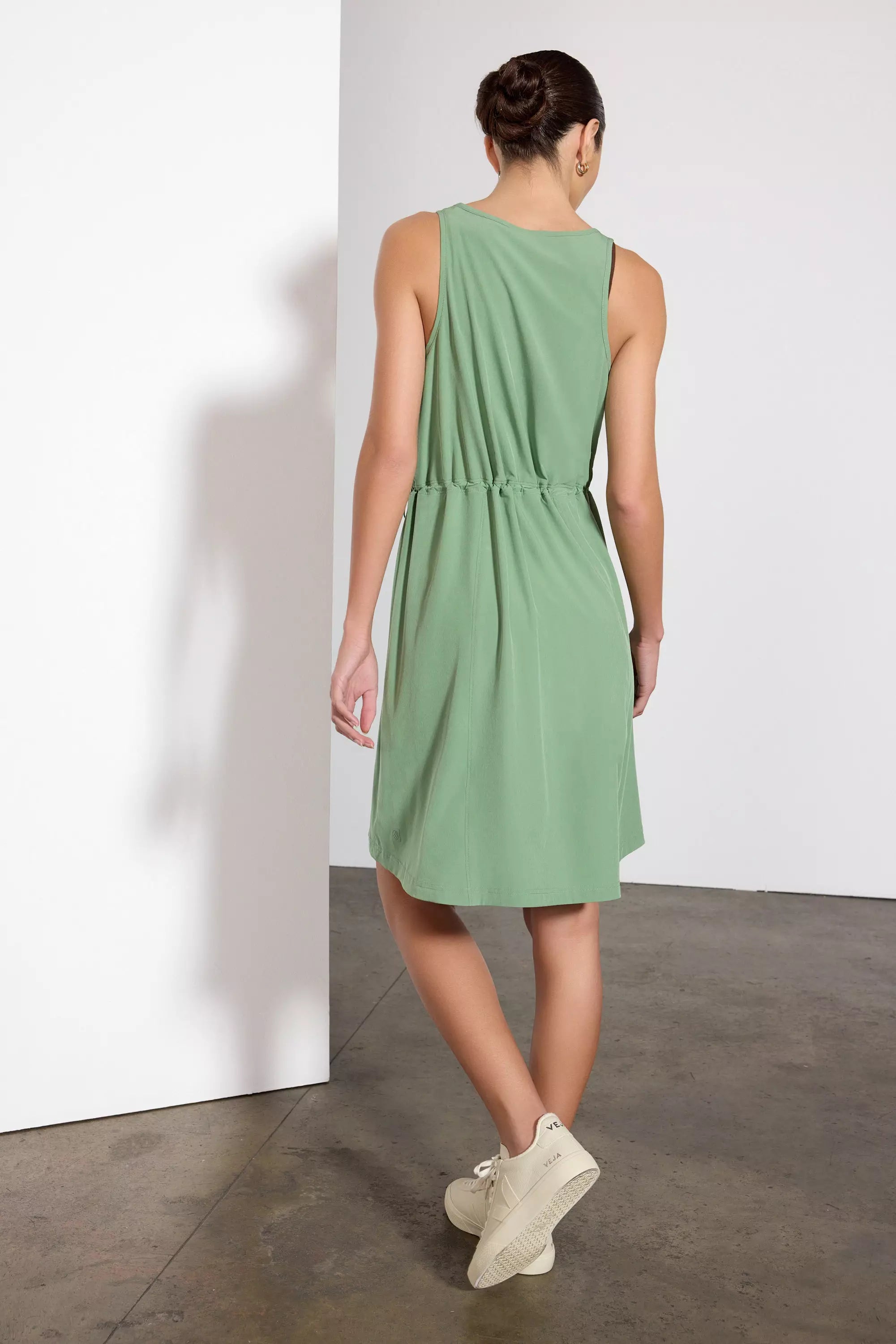 Vestido de inspiración - Hedge Green