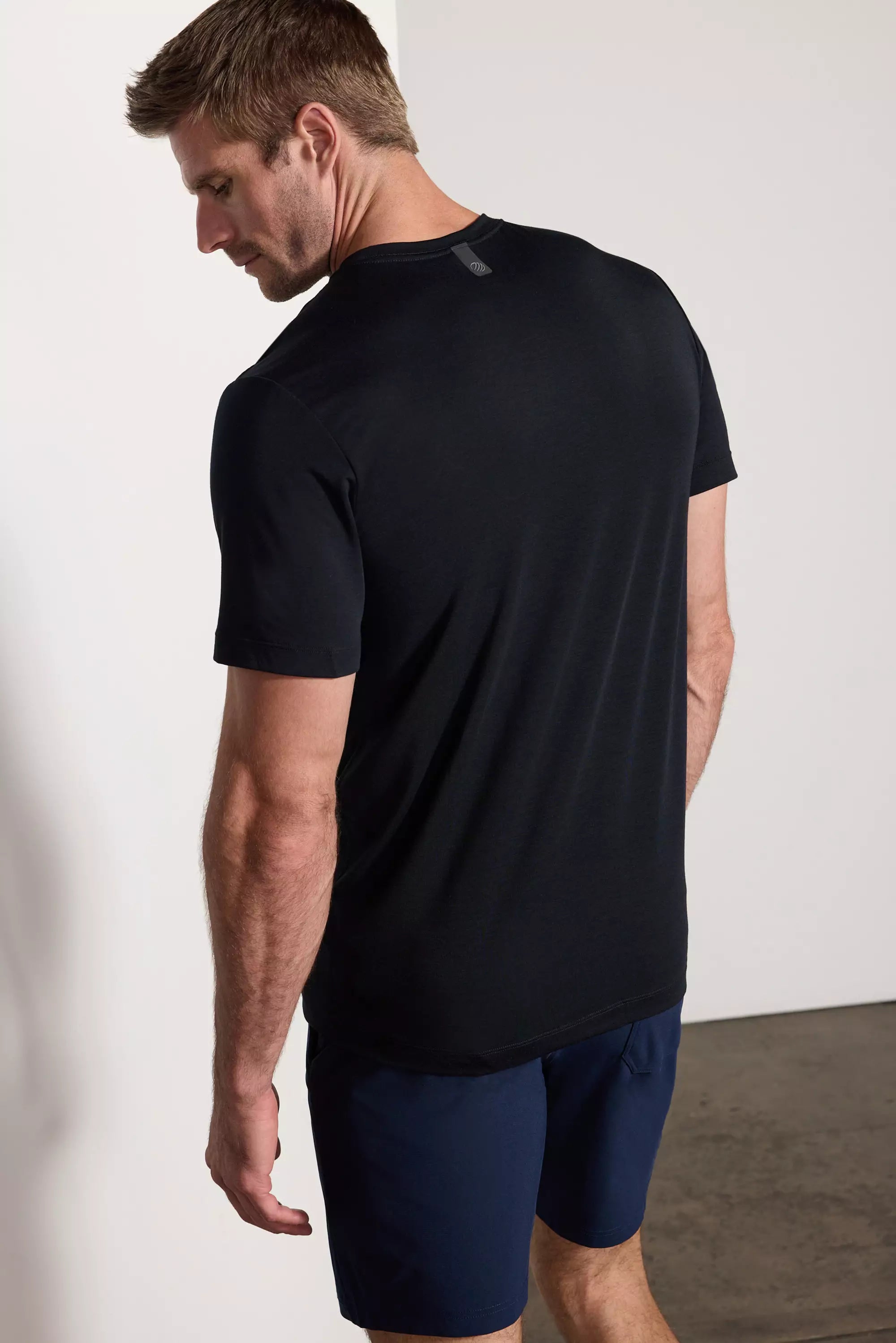 Performance V-Neck Tee - Black