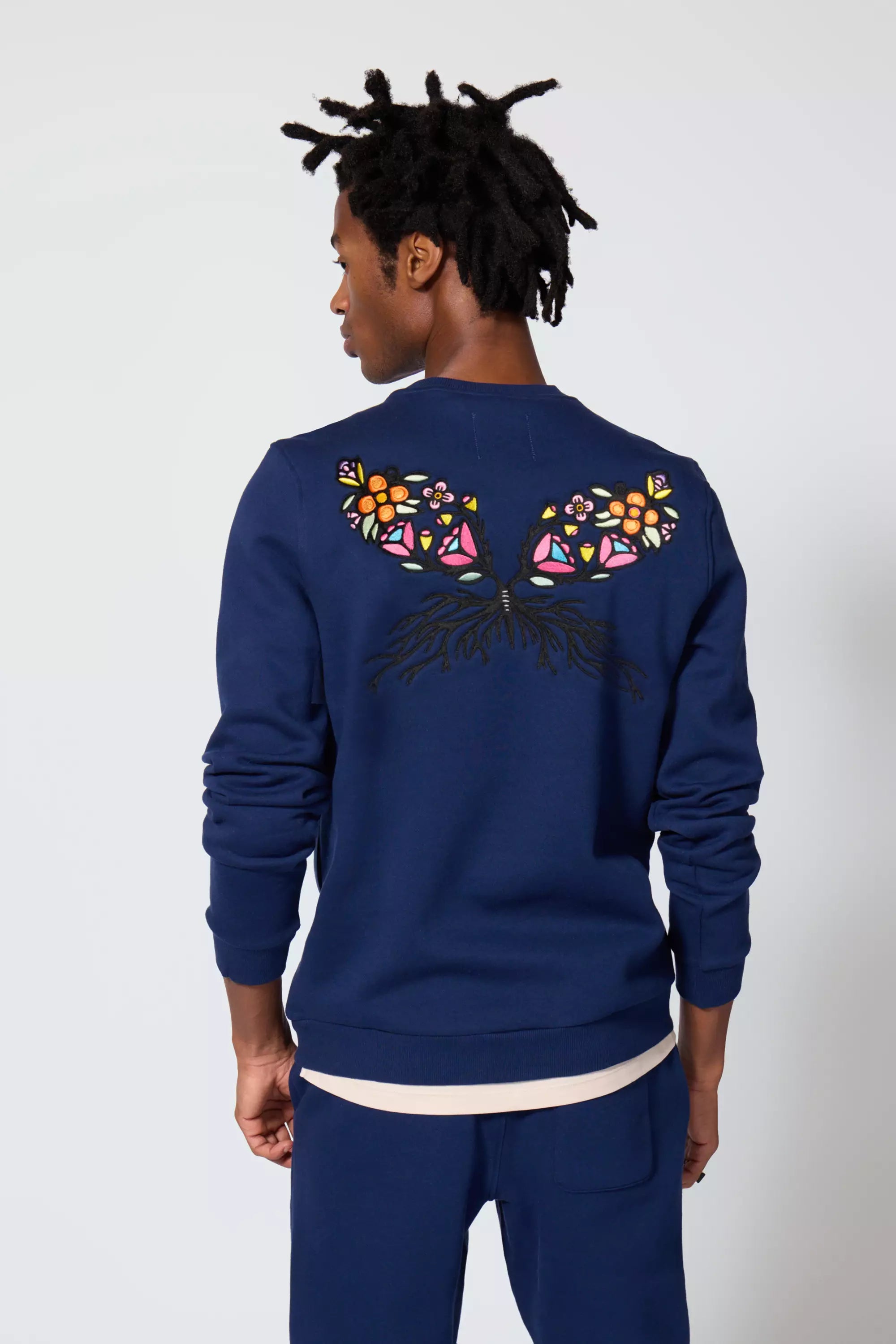 Comfort Men's Fleece Embroidered Sweatshirt - Navy