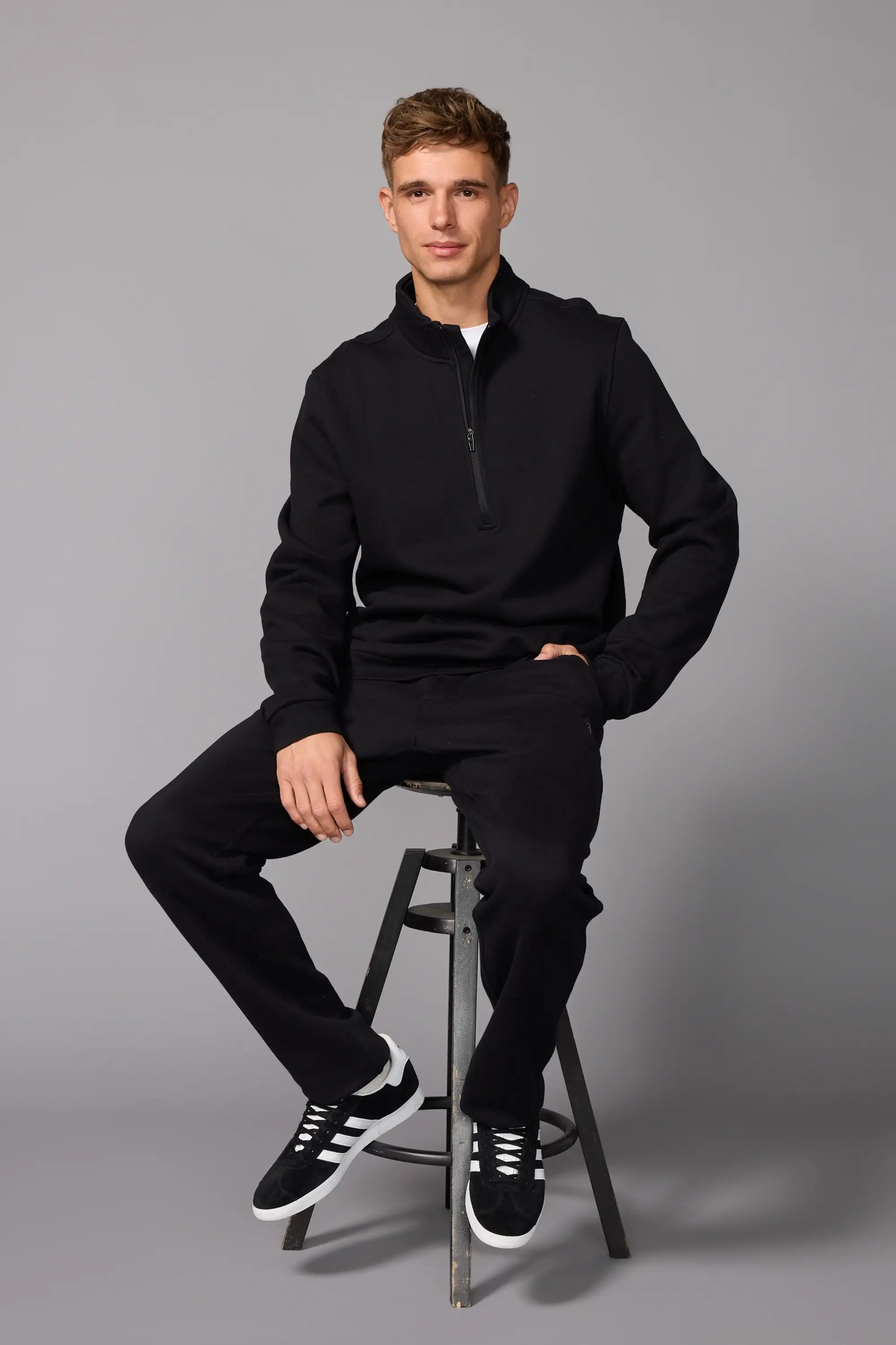 Men's Luxefleece 1/4 Zip  - Black