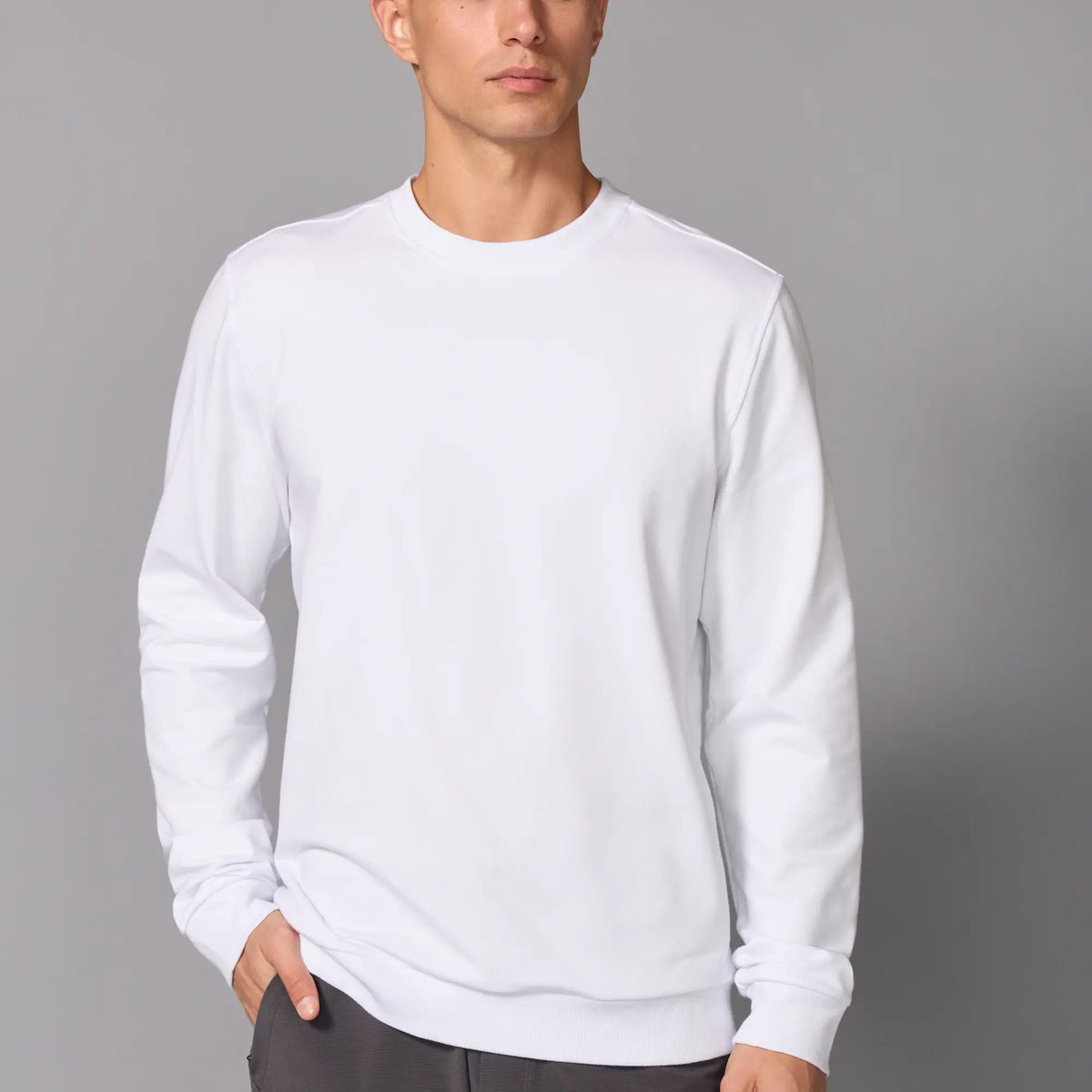 WEEKENDSequel スウェットL White KILLER SEQUEL / シークエル WEEKEND SEQUEL限定 CREW NECK SWEAT