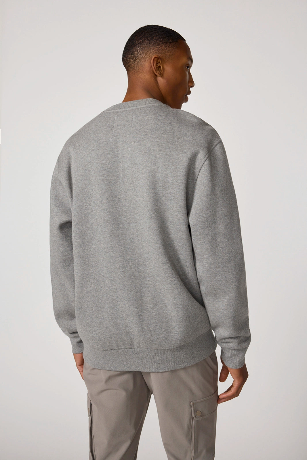 Men's Luxefleece Relaxed Sweatshirt - Htr Steel Grey