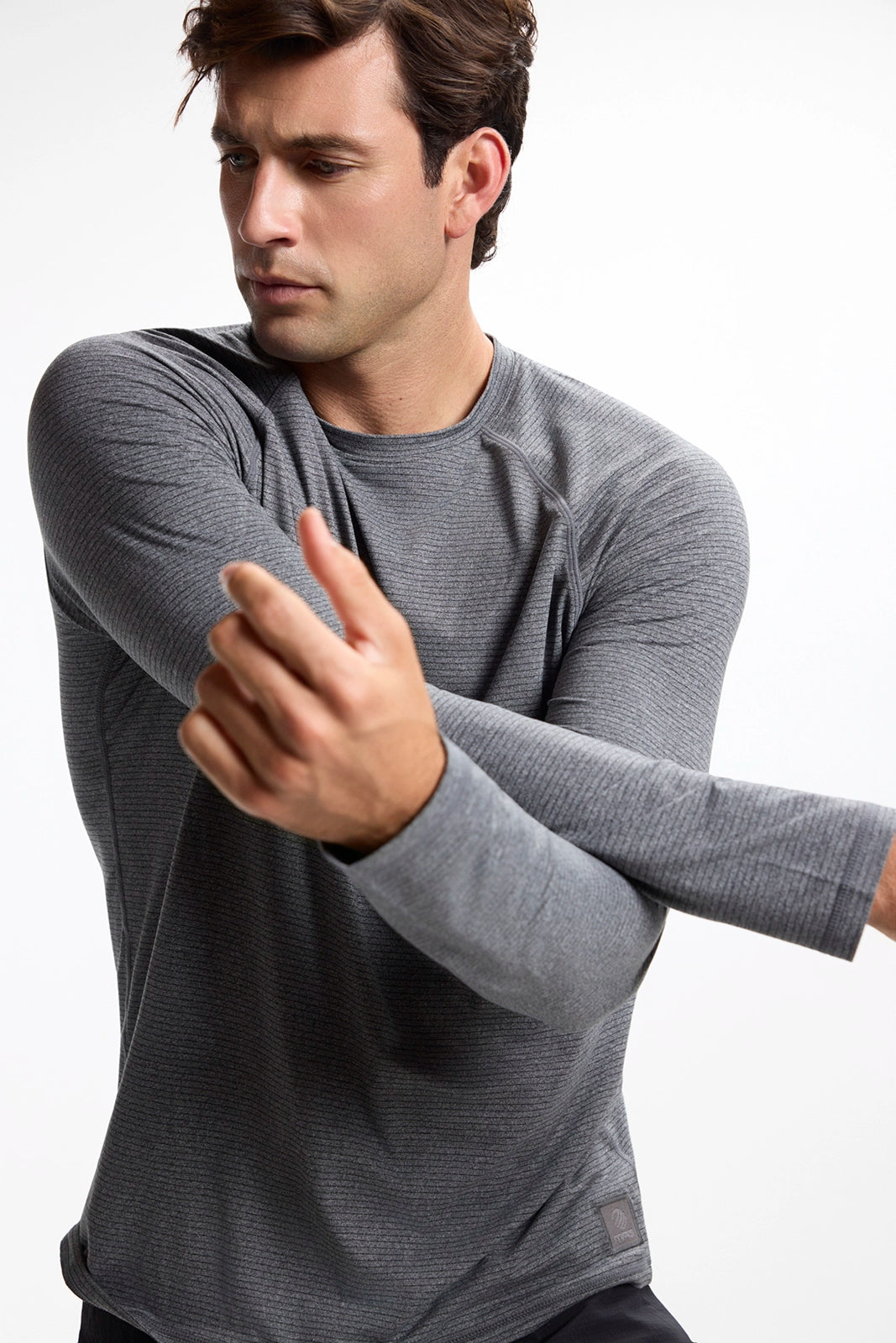 Rise and Conquer Long Sleeve Tee - Micro Chip/Black