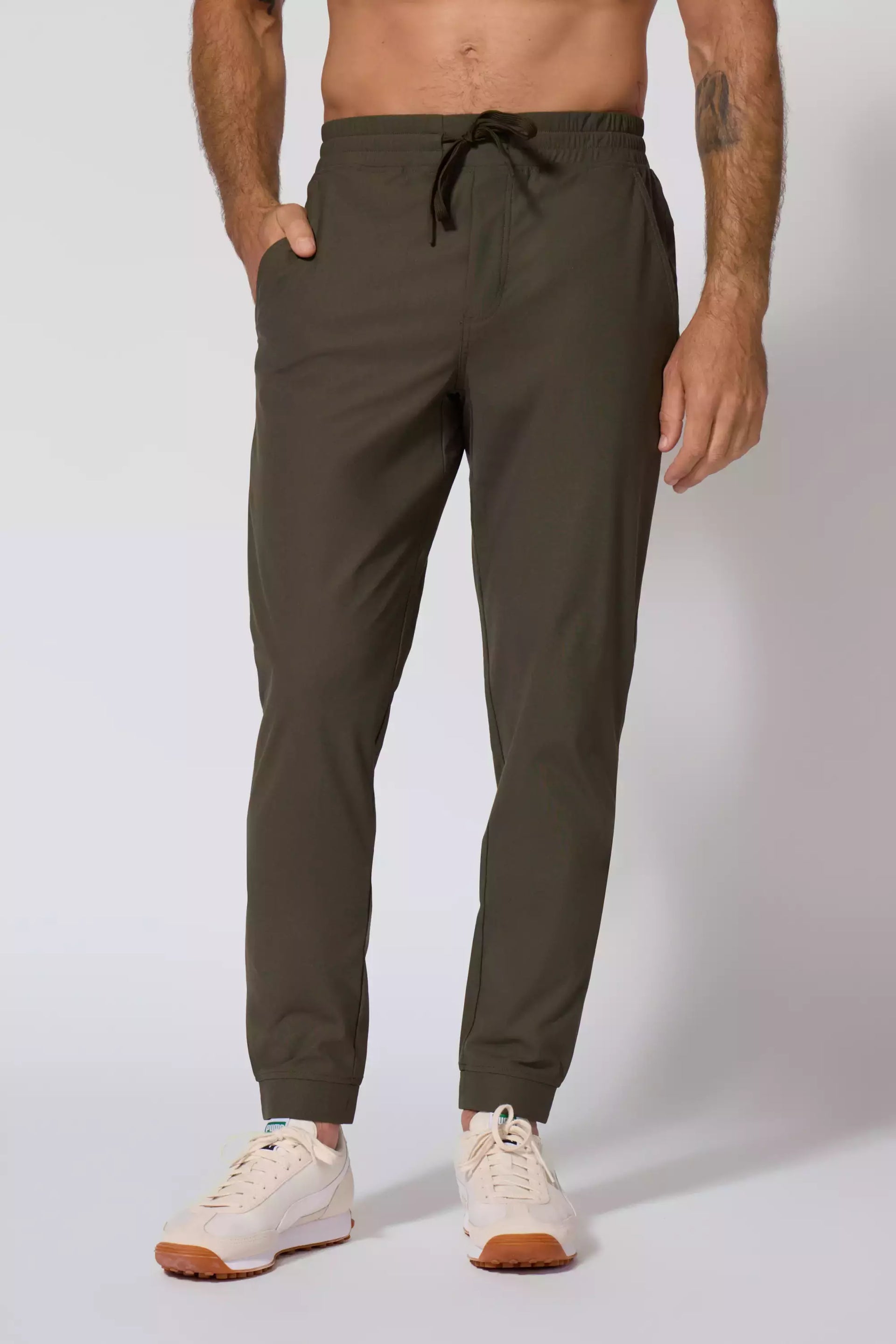 Limitless Jogger Dark Leaf