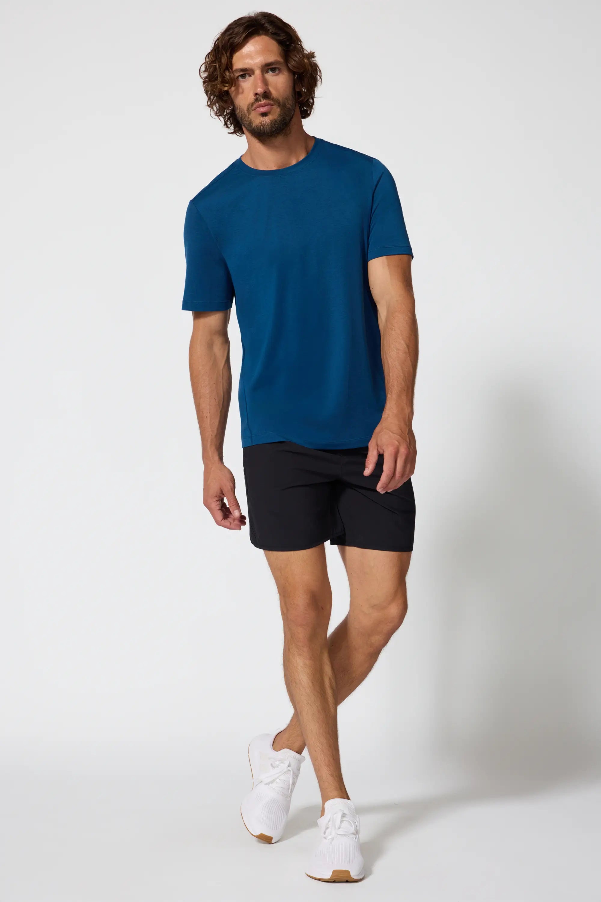 Stride Vented Short - Black