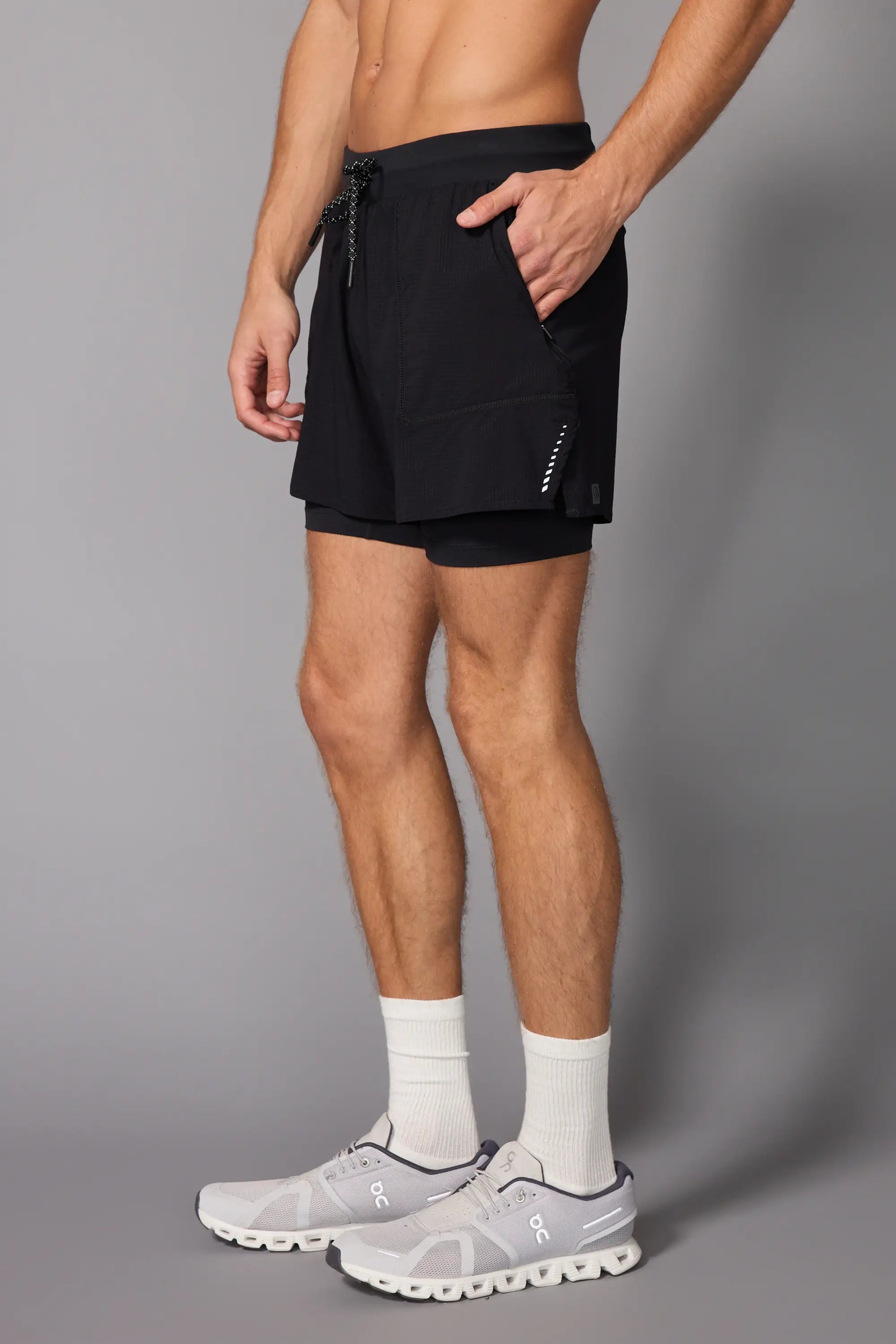 Aerate Run Short - Black