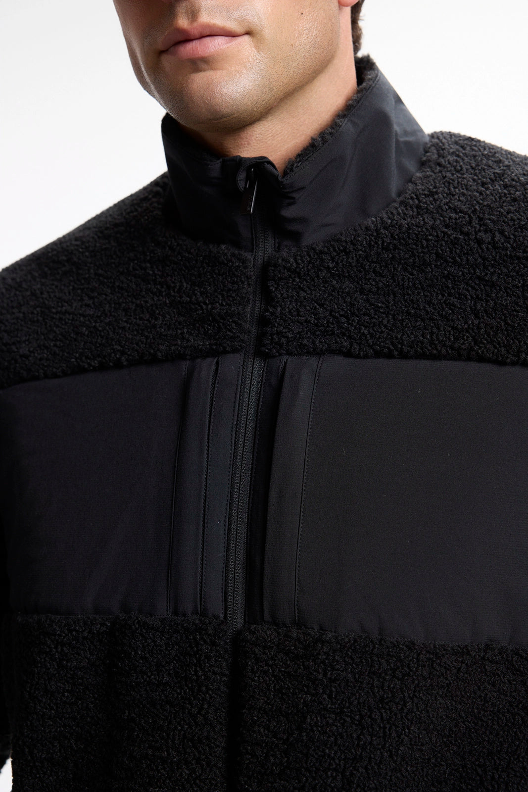 Brave The Wild Jacket - Black