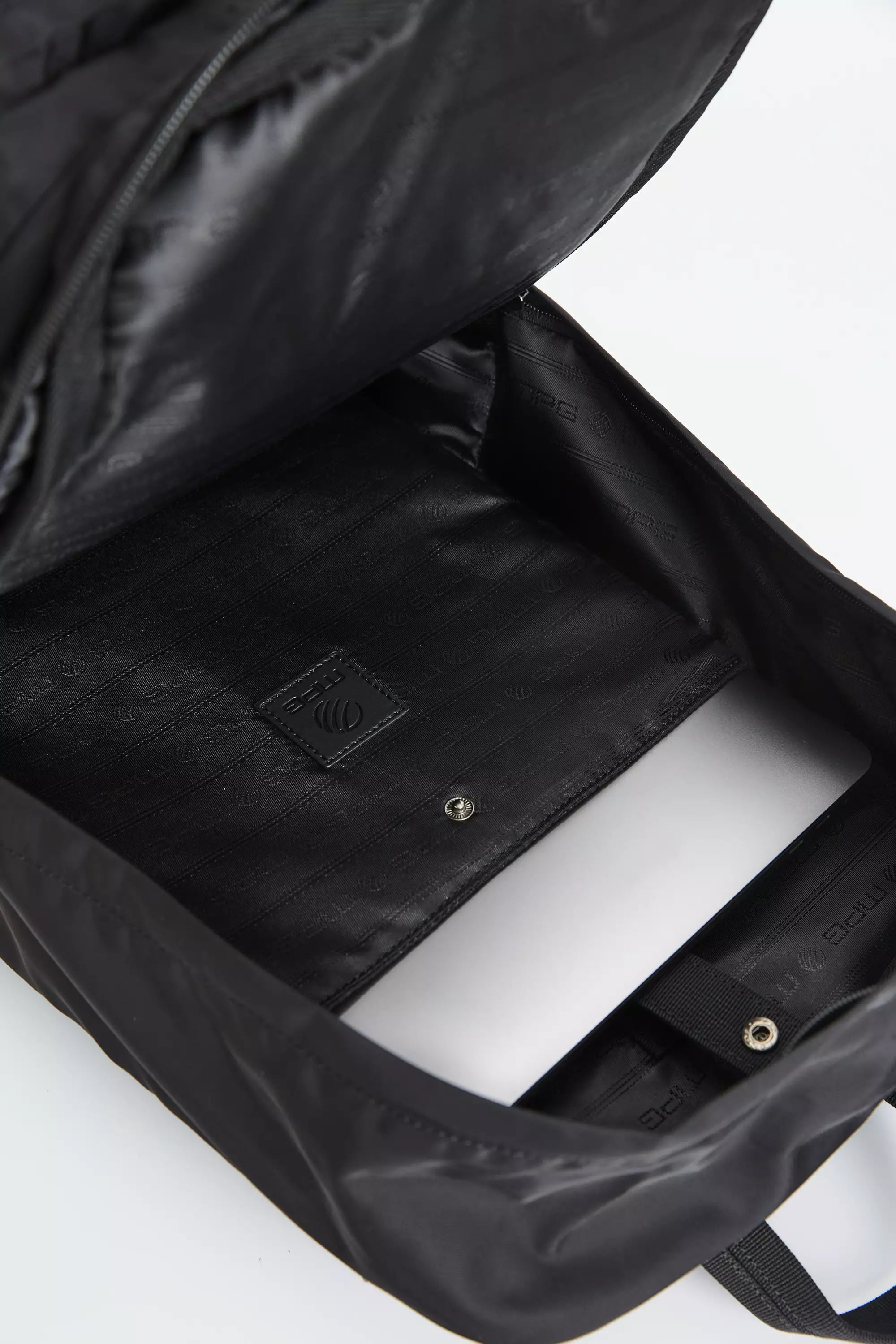 Flight Backpack - Black