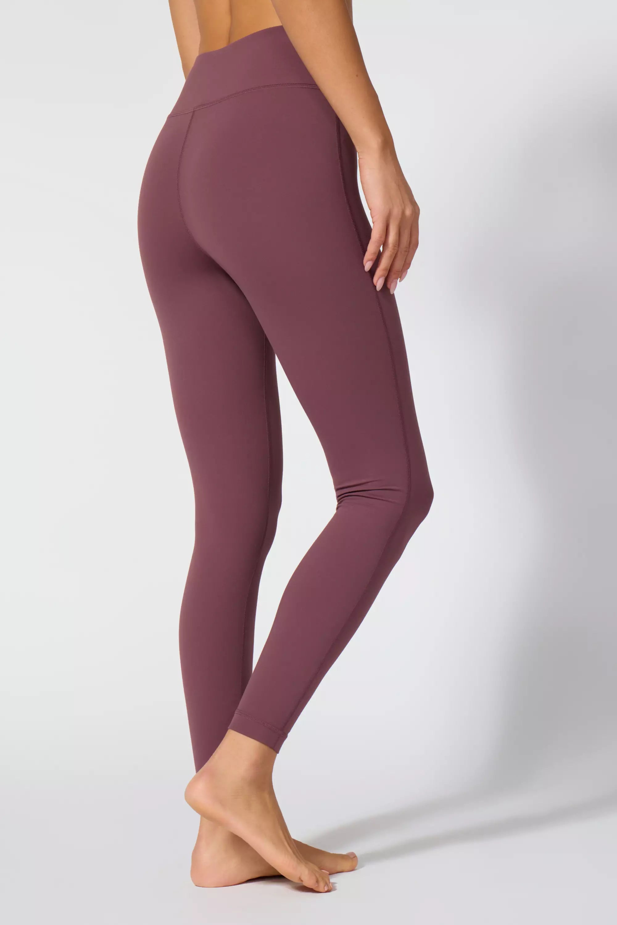 Barre Bundle in Huckleberry