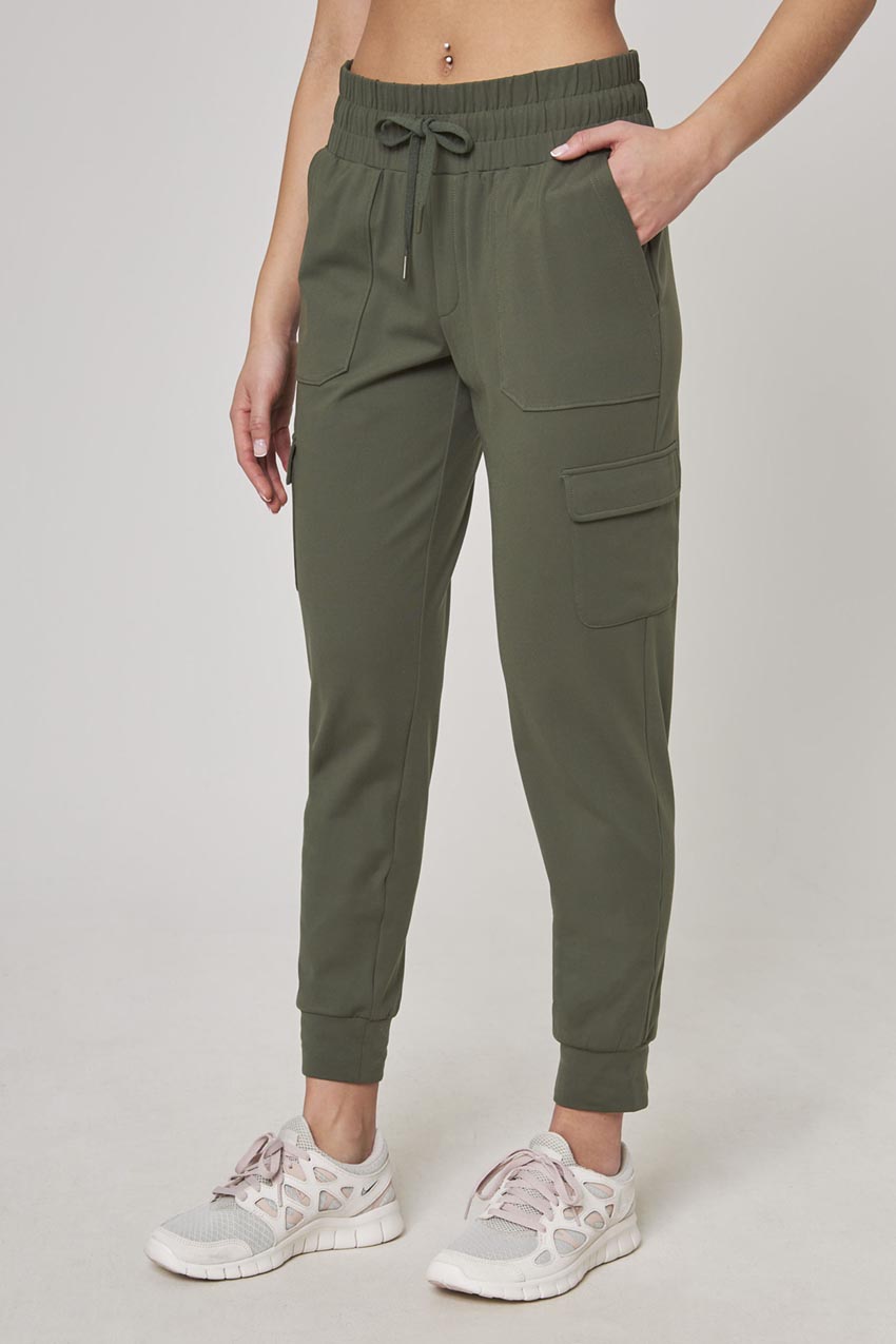 Mondetta Outdoor Projects Women’s Army Green Drawstring Joggers Size S