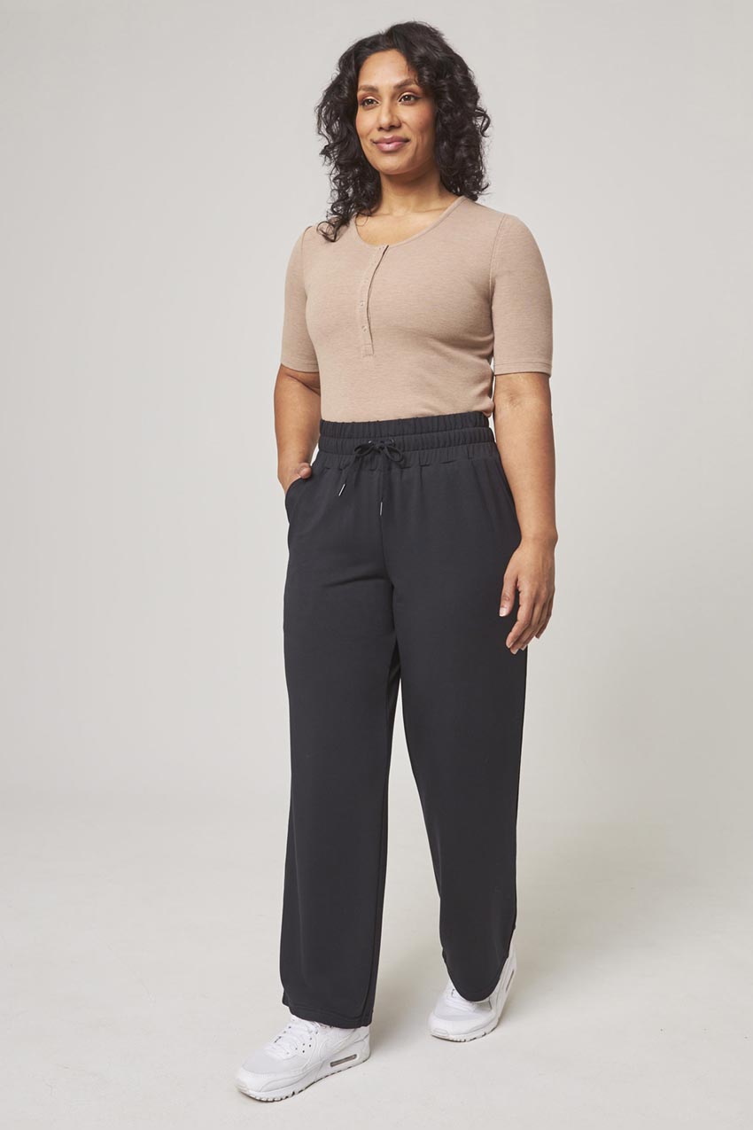 Women's High-rise Sweatpants - Universal Thread™ Dark Brown Xl