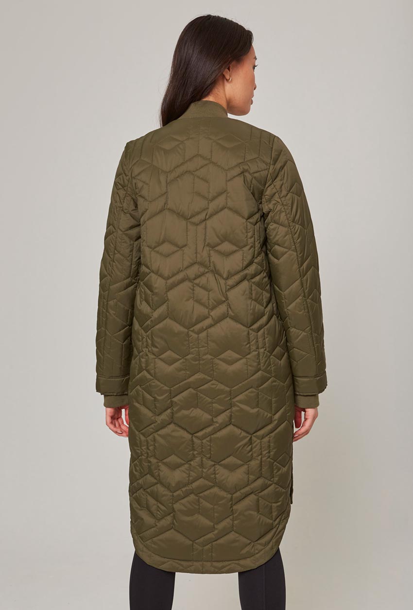 Quilted long jacket with hood