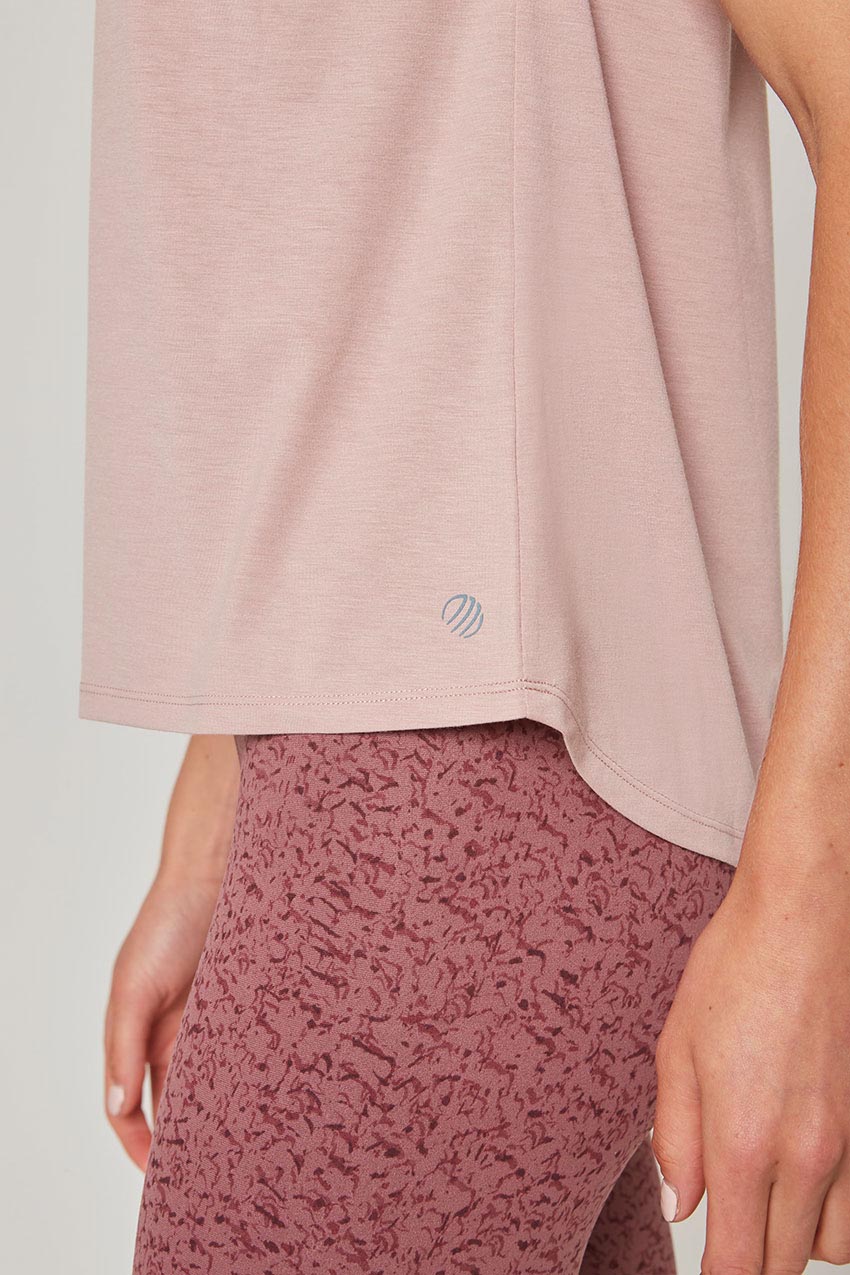 Dynamic Anti-Odor Sleeveless Top