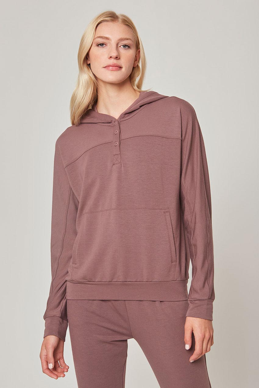 MPG Sport Serene Recycled Polyester TENCEL™ Modal Relaxed Hoodie with Placket  in Peppercorn