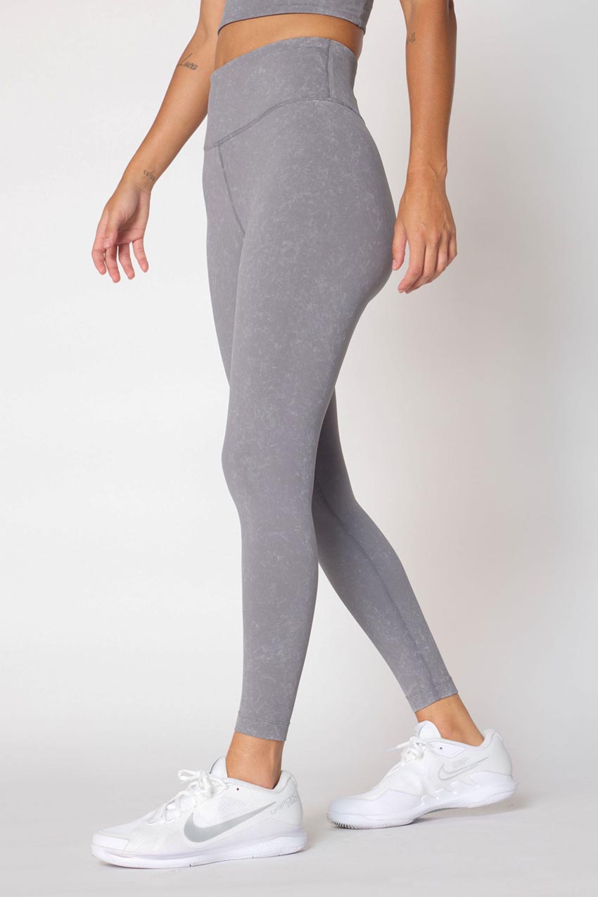 MPG Sport Vital High-Waisted 25" Washed Legging   in Washed Concrete