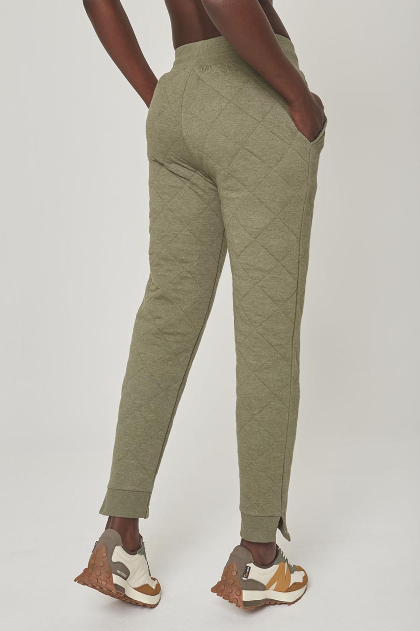 Aspire High-Waisted 27" Slim Leg Quilted Pant