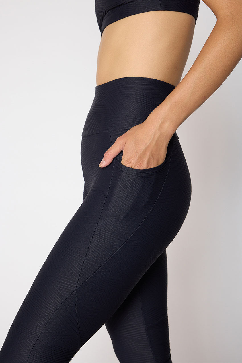 Tangent High-Waisted 26" Side Pocket 3D Geo Legging