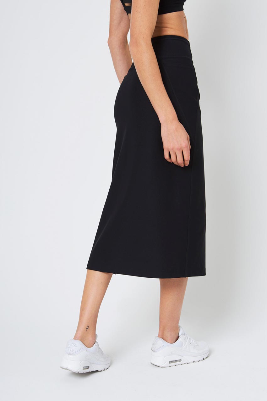 Explore Recycled Polyester Side Pocket Skirt