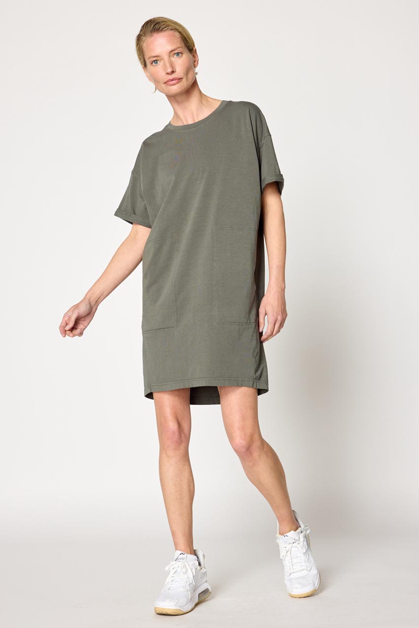 Calm T-Shirt Dress