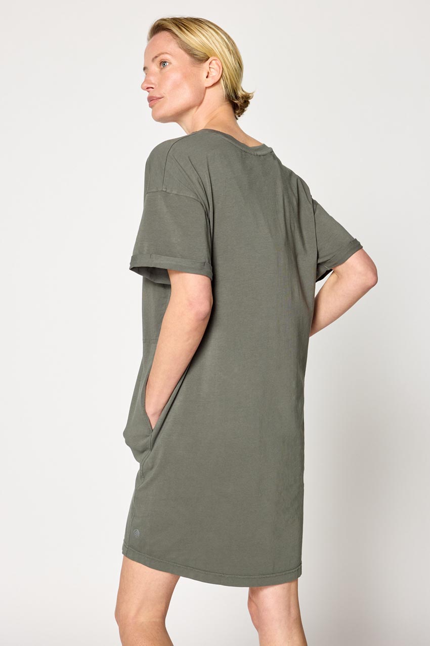 Calm T-Shirt Dress