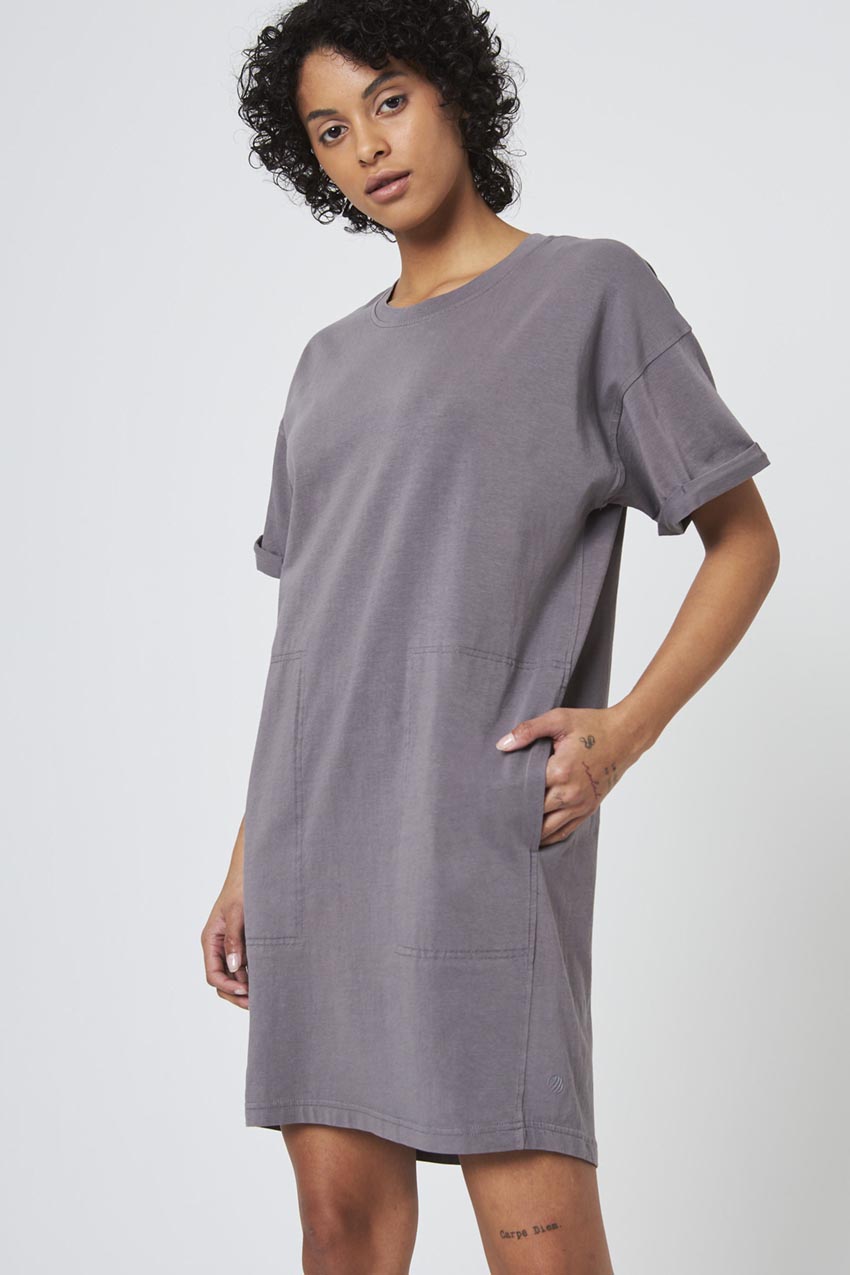 Calm T-Shirt Dress