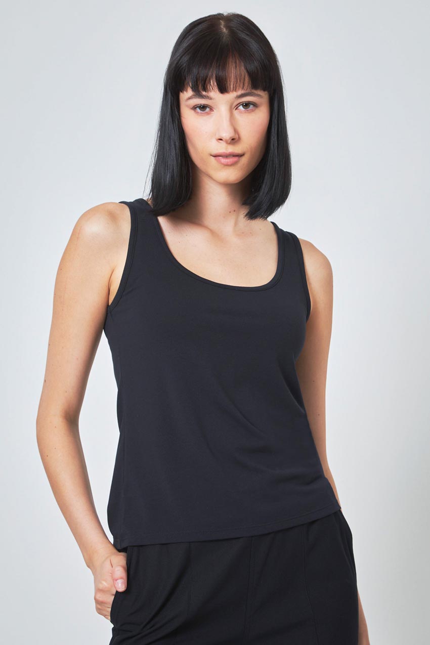 Modern Ambition Expression Scoop Neck Tank Top in Black