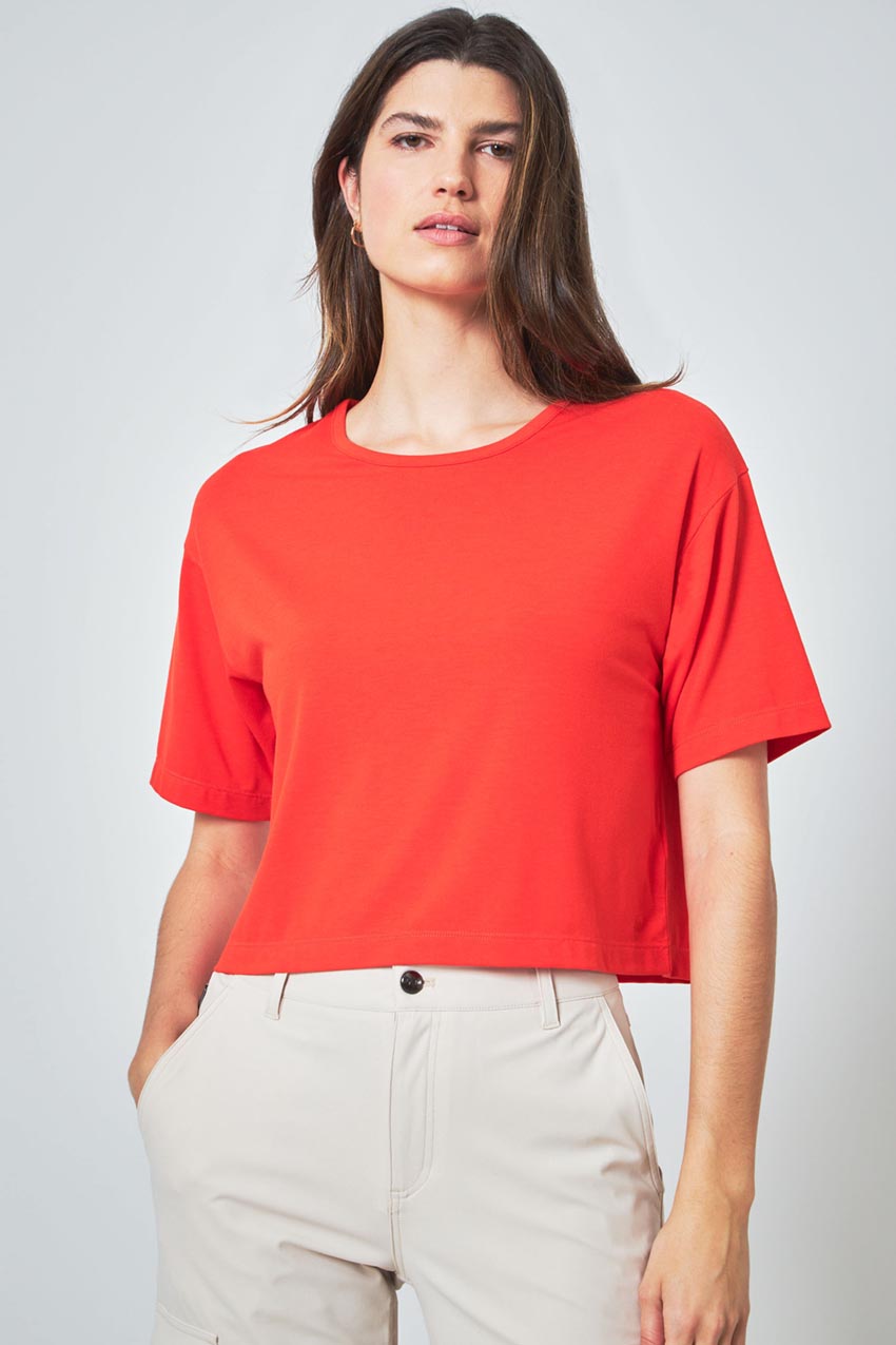 Modern Ambition Expression Relaxed Fit Cropped Short Sleeve T-Shirt in Cherry Tomato