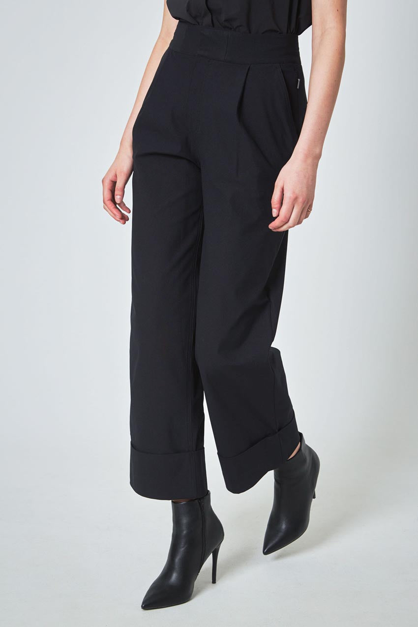 Modern Ambition Limitless High-Rise Wide Leg Pleated Pant in Black