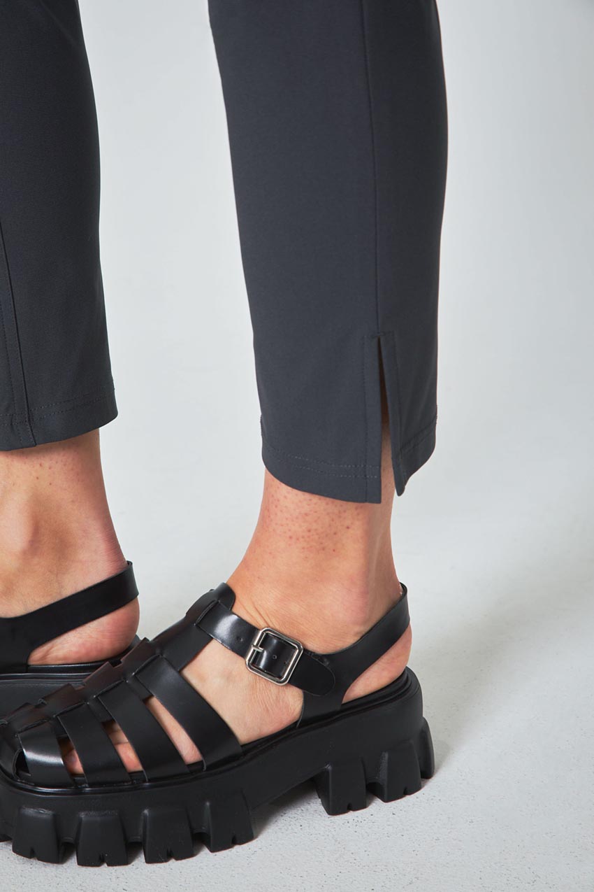 Limitless High-Rise Ankle Pant with Pleats