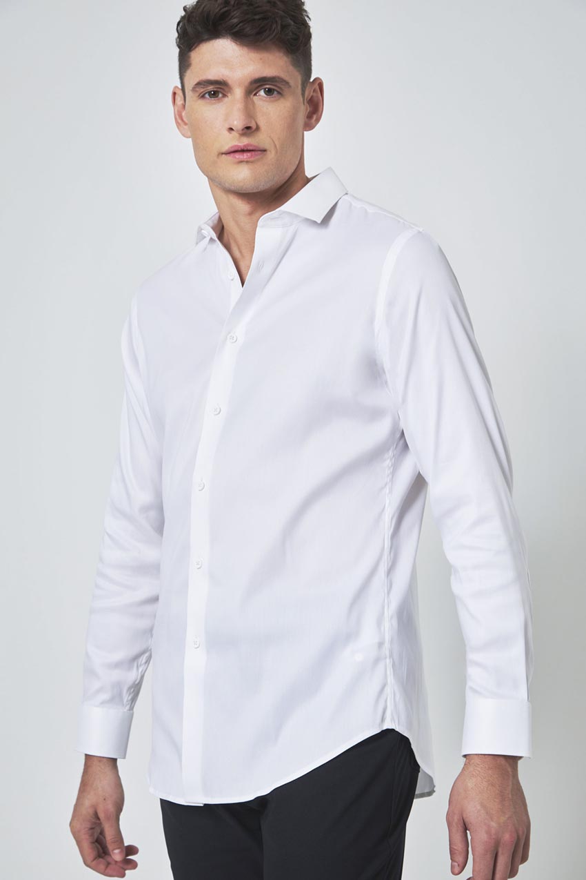Modern Ambition Strategize PerformLuxe Cotton Nylon Twill Standard-Fit Shirt in White