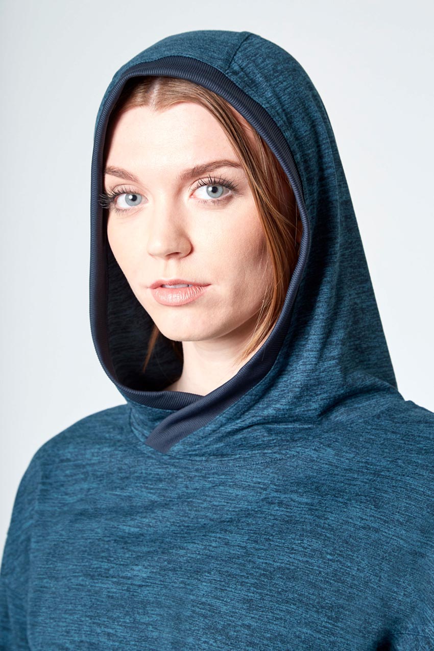 Women's Tech Fleece Sweatshirt – Mondetta Canada