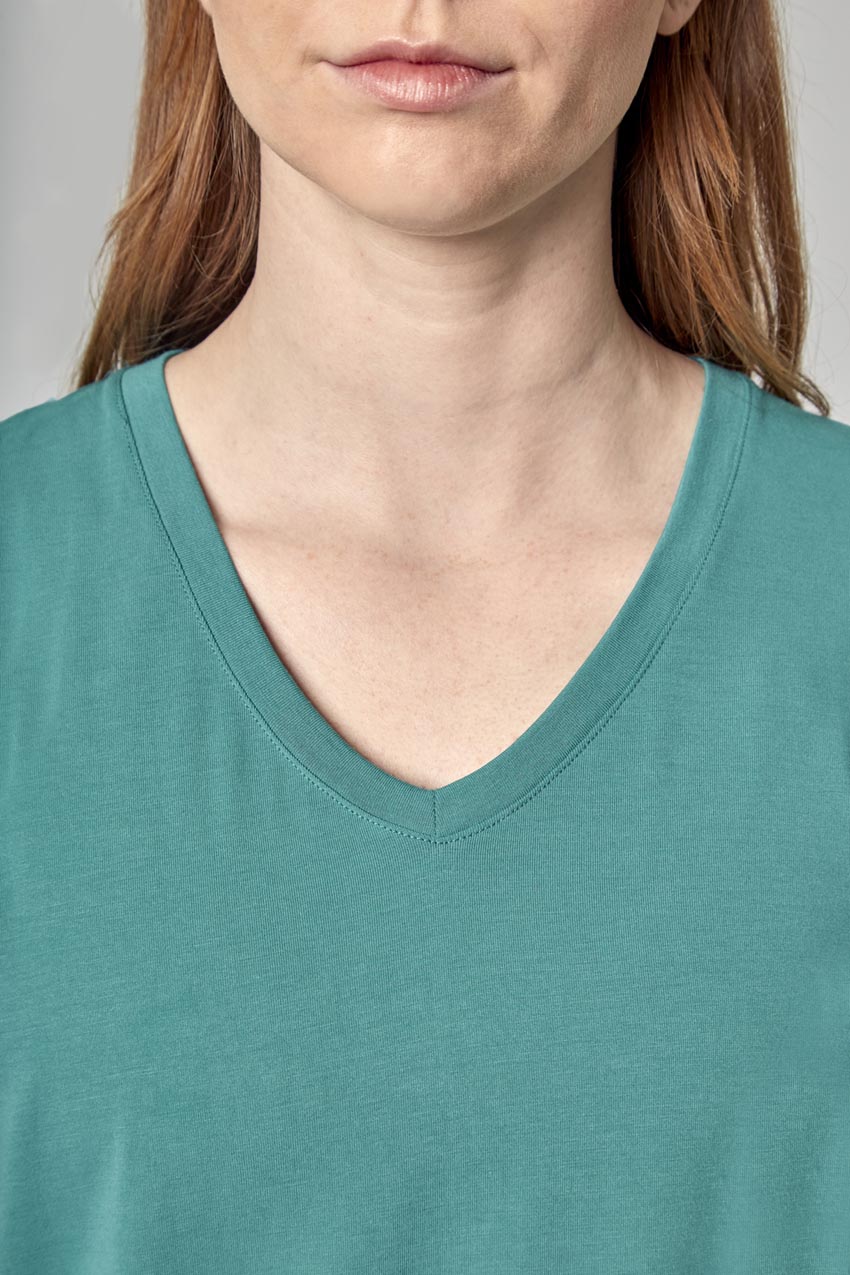 Mondetta Women's Soft Moisture Wicking Dropped Shoulder V-neck T