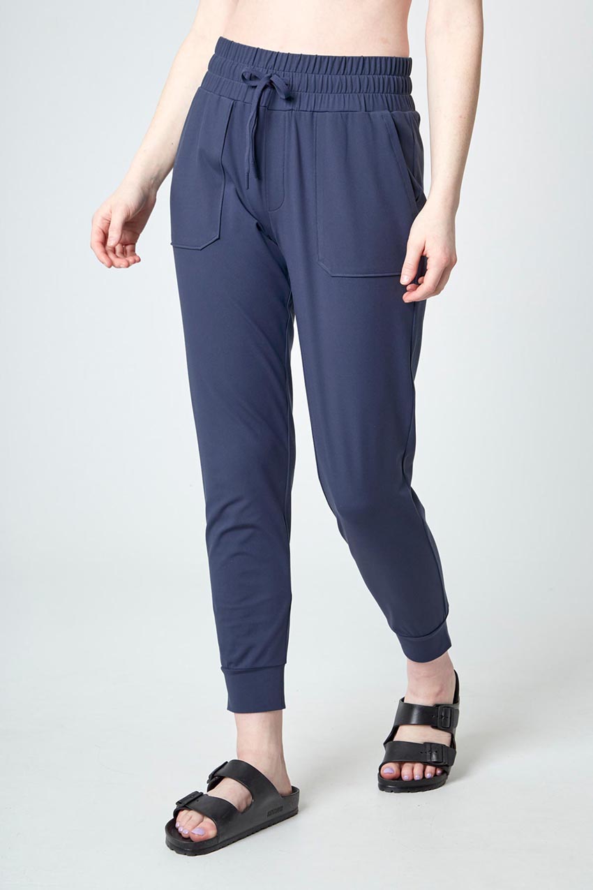 Mondetta Women's Knit Jogger in Midnight Navy