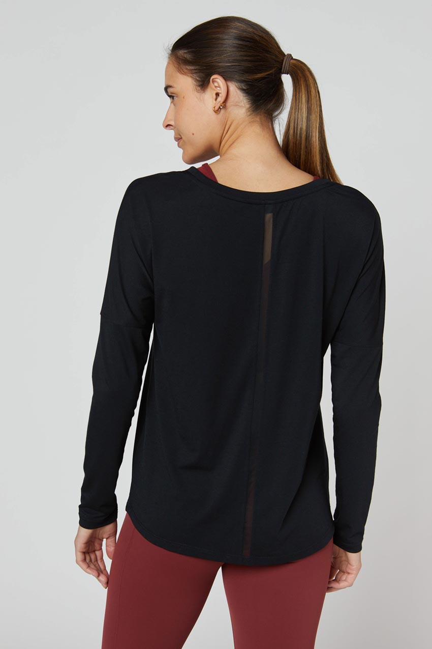 Liberate Dynamic Recycled Cover-Up Anti-Stink Long Sleeve Top