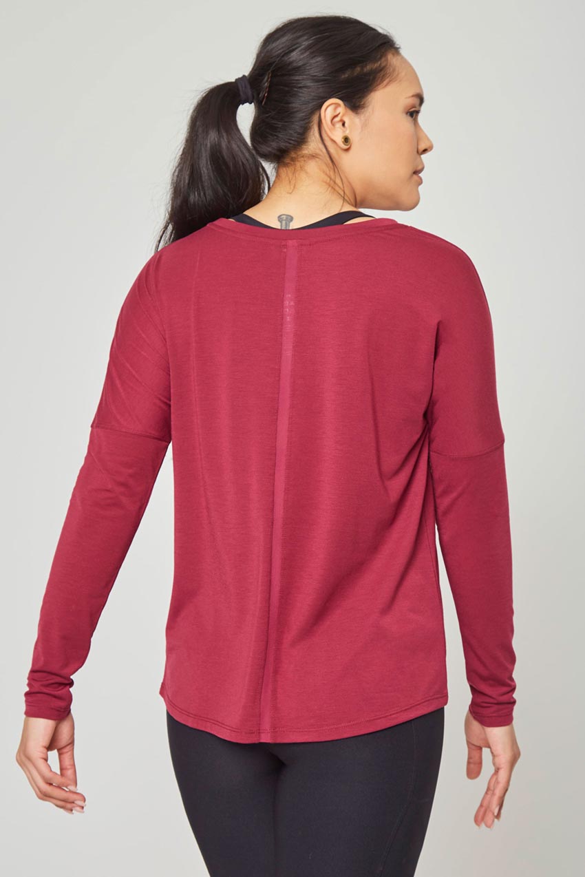 Liberate Dynamic Recycled Cover-Up Anti-Stink Long Sleeve Top