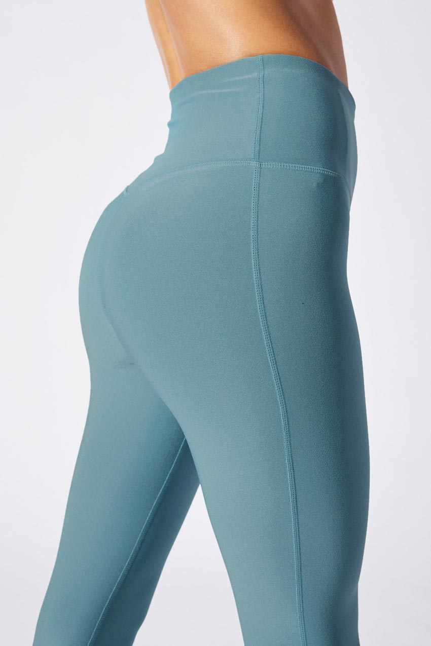 Women's Sleek High-Waisted Run Capri Leggings 21 - All in Motion Teal XS,  Blue