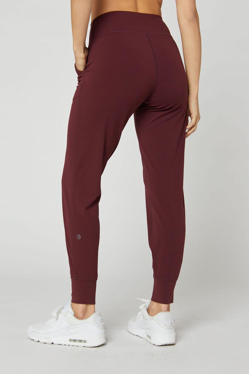 Avenue Vital Full-Length Jogger